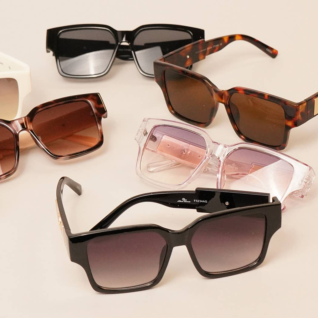 Allure Genesis Eyewear Accessories